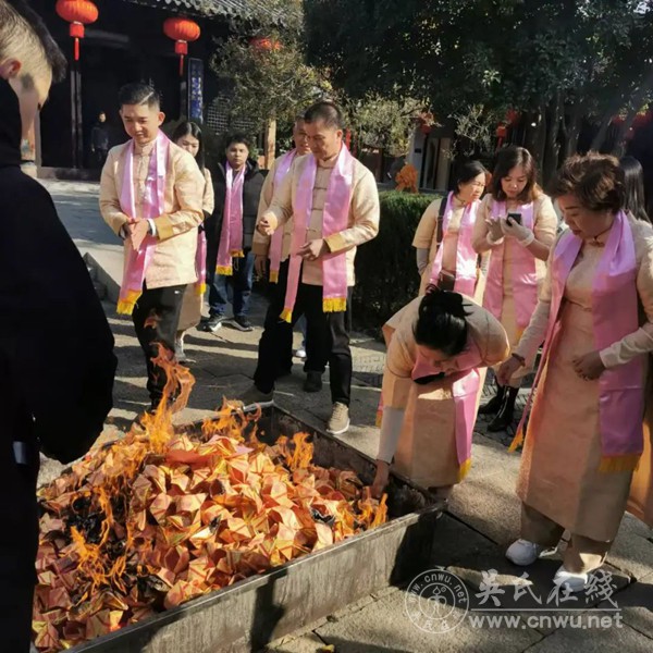 印尼吴氏宗亲寻根祭祖  无锡祖地盛情接待