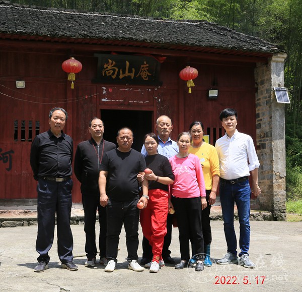 植根乡土三十年